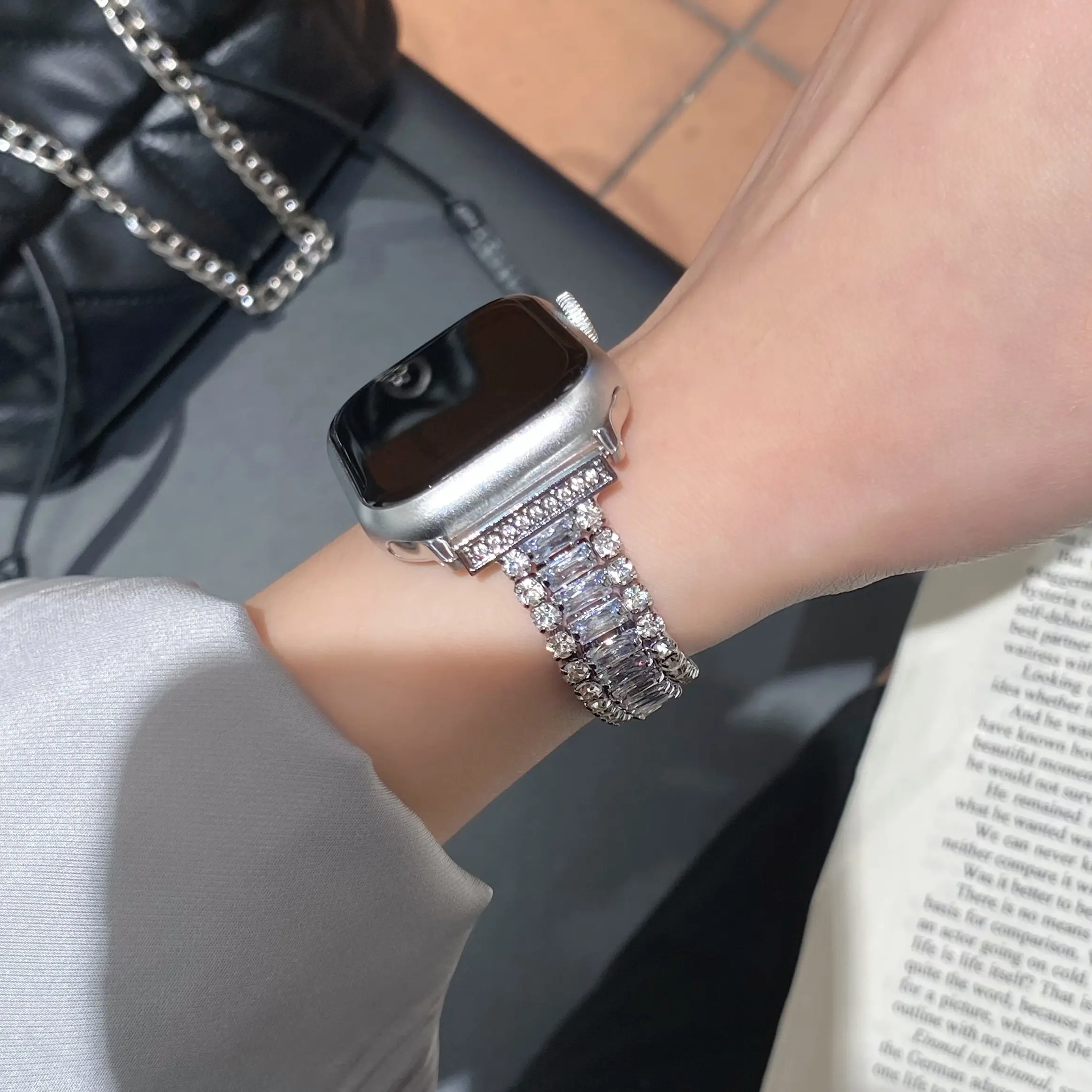 Three rows full diamond strap for Apple Watch 49mm Ultra 38-45mm 987-1 SE Stylish for Iwatch models high-end all-in-one strap