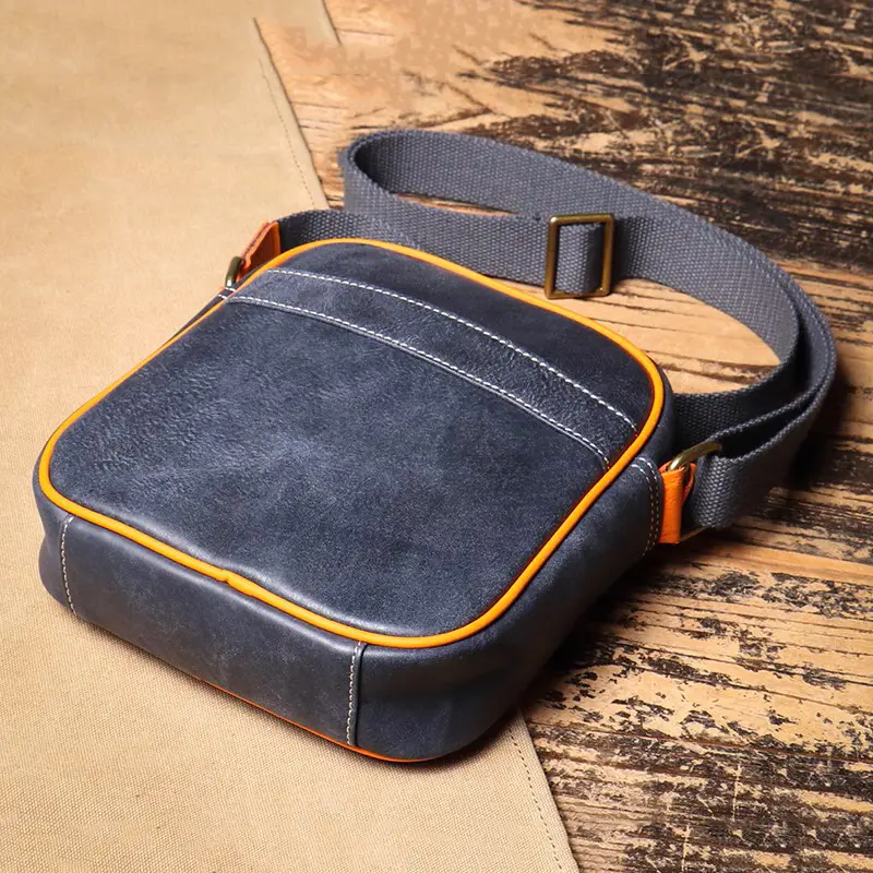 Vintage Men's Bag Genuine Leather Men's Shoulder Bag Casual Minimalist Crossbody Bag 7.9-inch iPad Bag Leathfocus