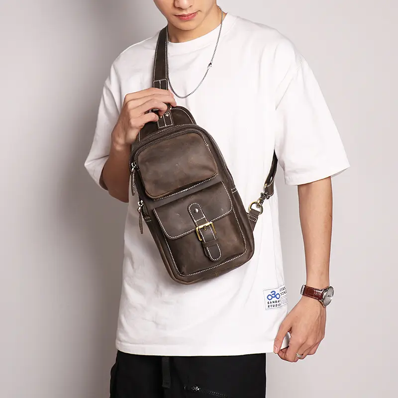 Men's Chest Bag Designer New Vintage Shoulder Bag Crazy Horse Leather Outdoor Crossbody Sling Bags Travel Day Pack