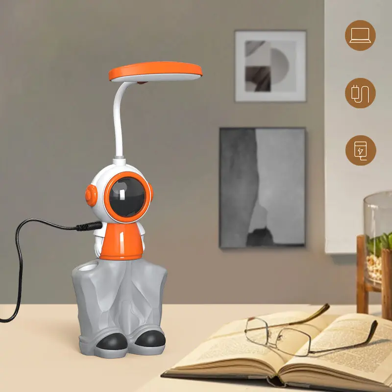 New Creative Astronaut Spaceman Desk Lamp Eye Protection Study Lamp LED Lamp Bedside Dormitory Reading USB Charging Night Light