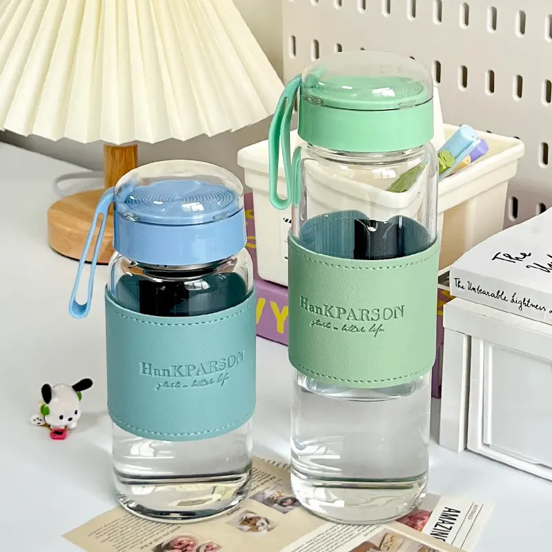 Japanese Style Fashion Glass Bottle 480ml wtaer Bottle With Tea Infuser Insulation Sleeve High Temperature Drinking Bottles Milk