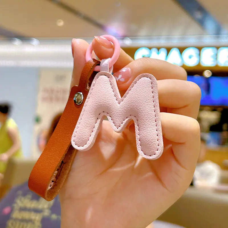 Creative PU Leather 26 Letter Keychains Fashion Alphabet Keyrings Handbag Ornaments Pendant Car Key Holder Accessories Gifts