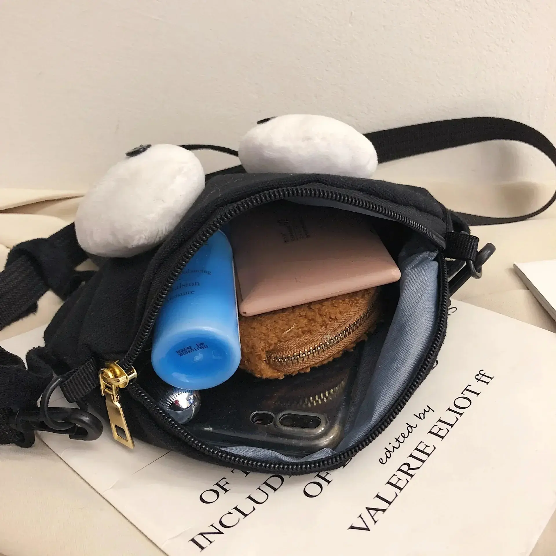 Fashion Big Eyes Canvas Girls Shoulder Bag Cute Black Briquettes Messenger Bag Kids Women Coin Purse Mini Crossbody Handbag
