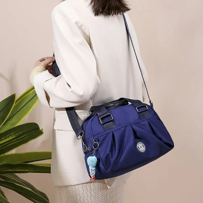 New Shoulder Messenger Bag Women Fashion Waterproof Nylon Oxford Crossbody Bag High Quality Messenger Handbags Travel Wallet