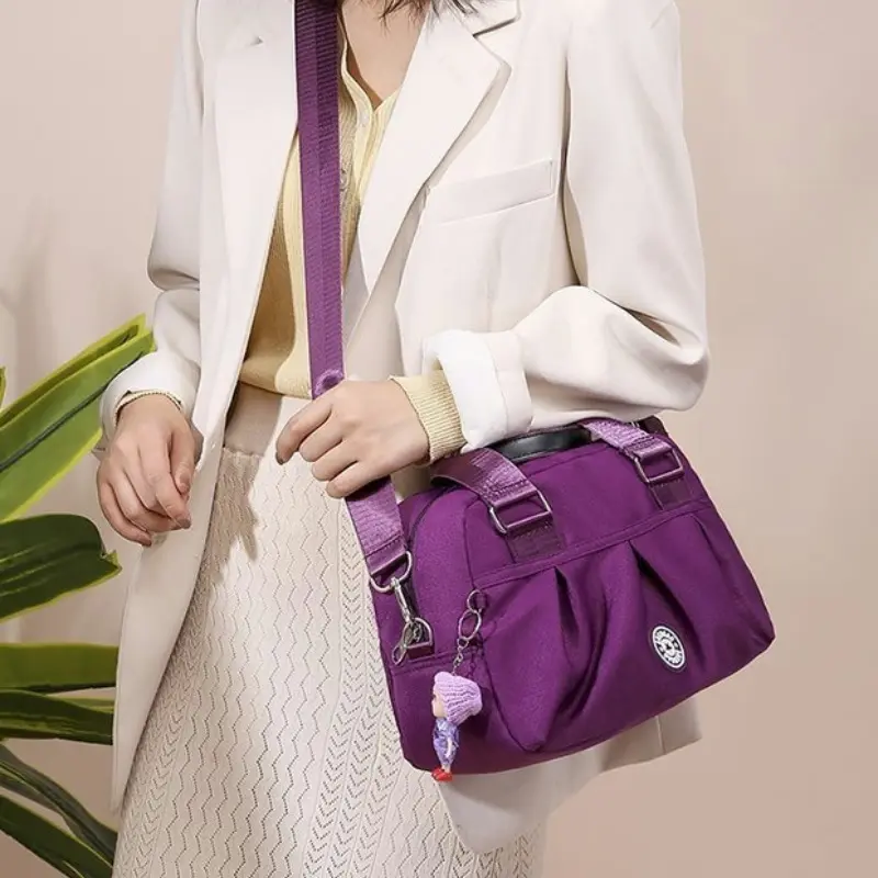 New Shoulder Messenger Bag Women Fashion Waterproof Nylon Oxford Crossbody Bag High Quality Messenger Handbags Travel Wallet