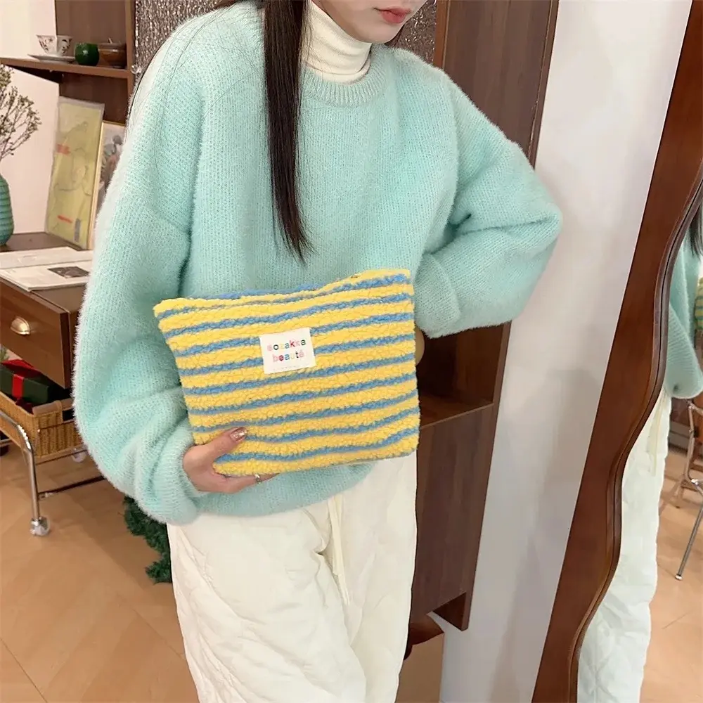 Travel Outdoor Makeup Storage New Red Yellow Black Striped Plush Clutch Cosmetic Bag Large Capacity Makeup Pouch Toiletries Bag