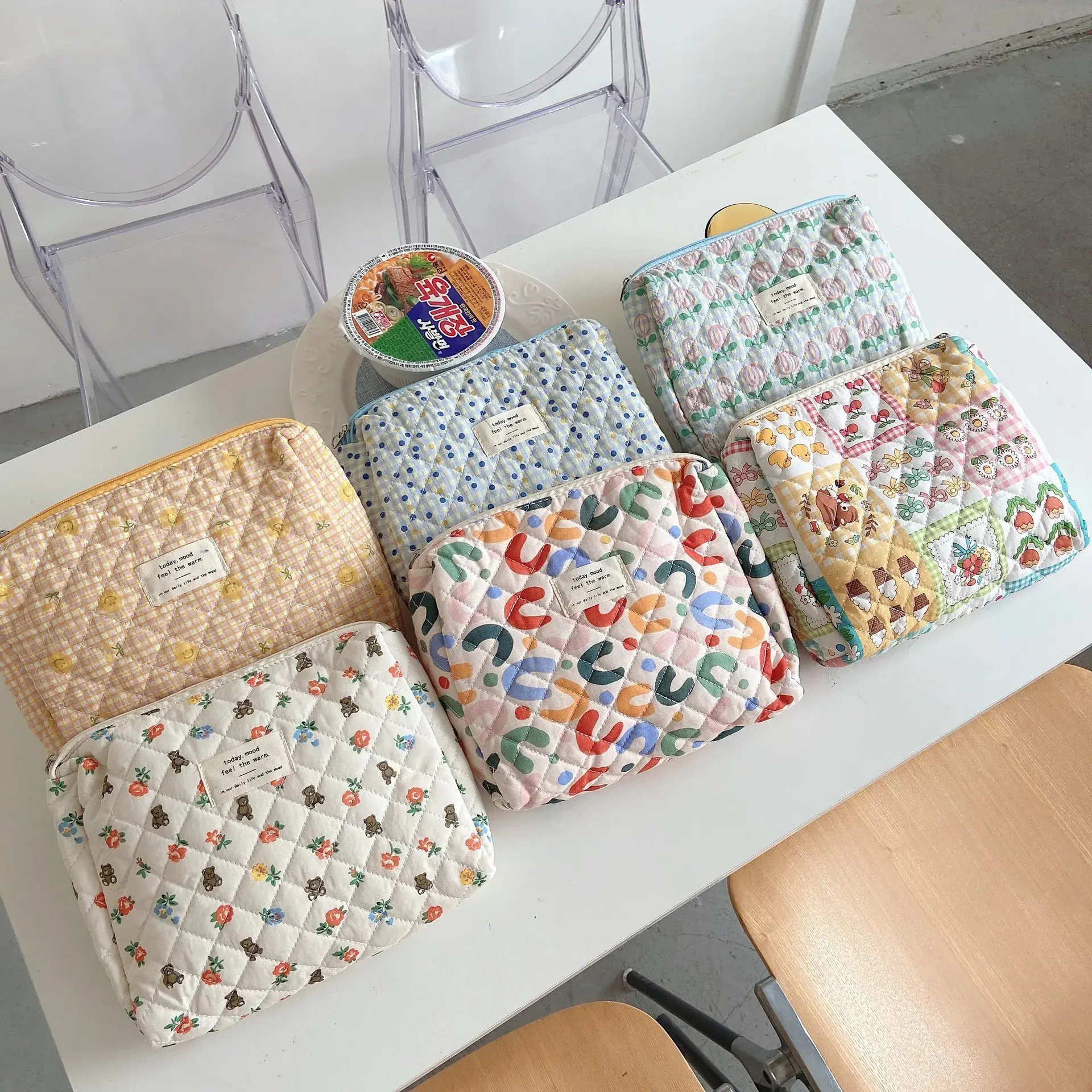 Korean Quilted Flower Makeup Bag Women Portable Toilet Bag Female Nappy Handbags Diaper Floral Organizer Storage Cosmetics Pouch