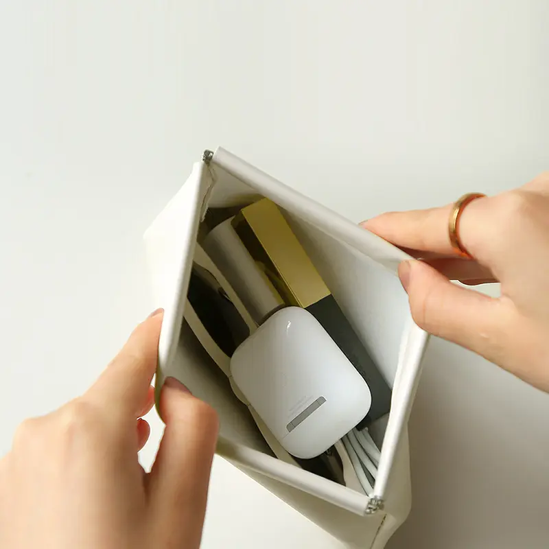 Small Makeup Bag Data Mini Portable Cable  Digital Storage Bag Automatically Closes Wired Earphones Carrying Bag Power Charger