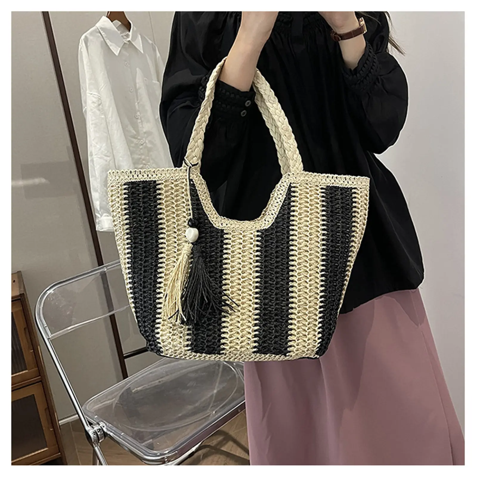 Striped Straw Beach Bag Vintage Handmade Woven Shoulder Bag Raffia Rattan Bag Bohemian Summer Travel Shoulder Bag Large Capacity