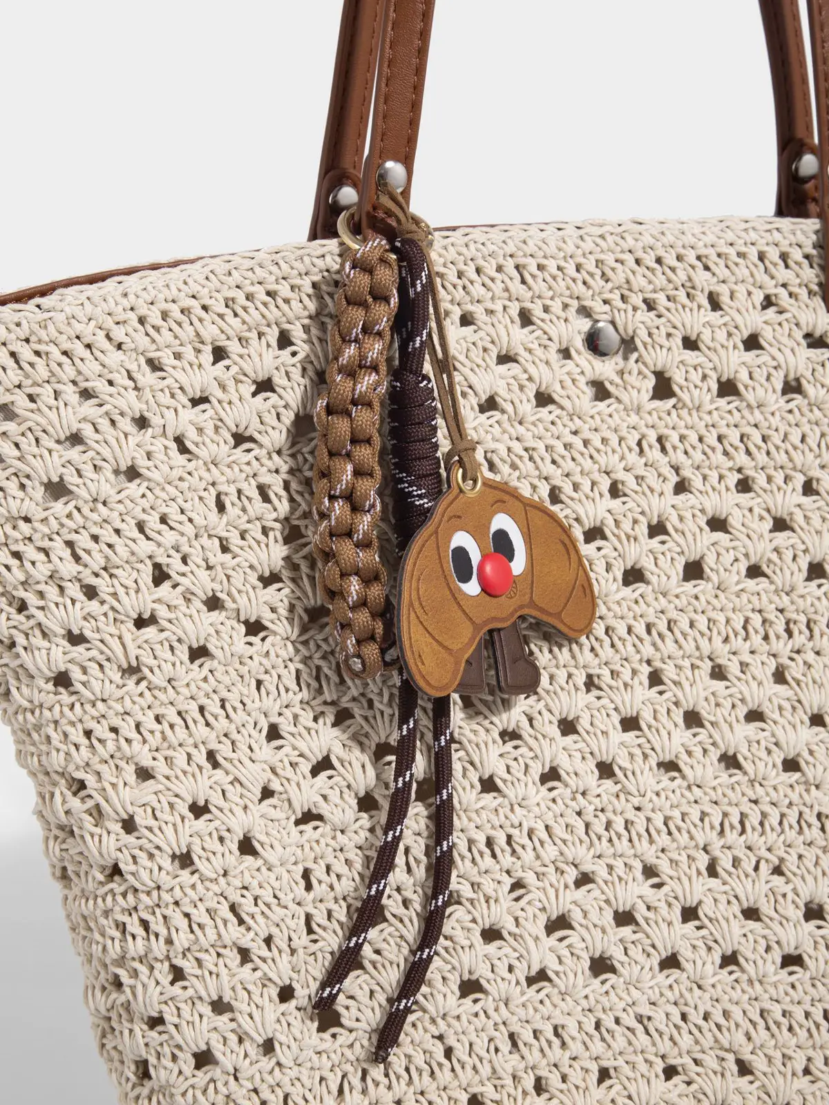 Women's Large Capacity Woven Bucket Bag Summer Lady Fashion Beach Bag Casual Hollow Shoulder Bag for Vacation Holiday