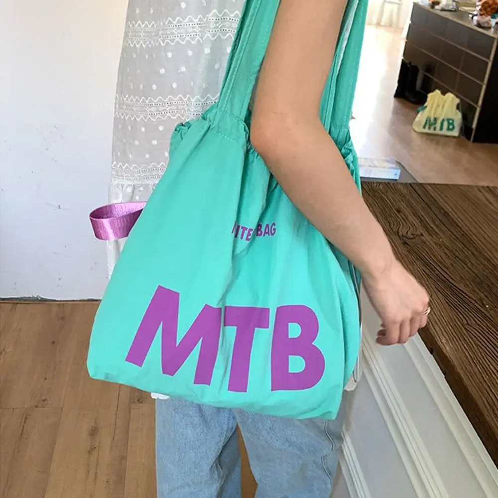 Fashion Solid Color Drawstring Bags Light Weight Large Capacity Letter Shoulder Bag Nylon Shopping Tote Bags Handbag