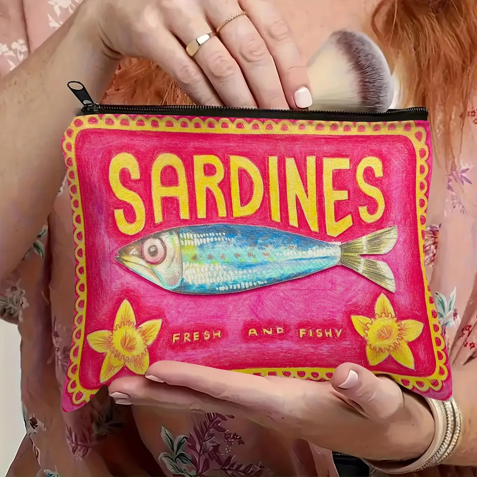 Vibrant Retro Sardines Makeup Bag-Durable, Fade-Resistant Zipper Pouch with Playful Fish Design