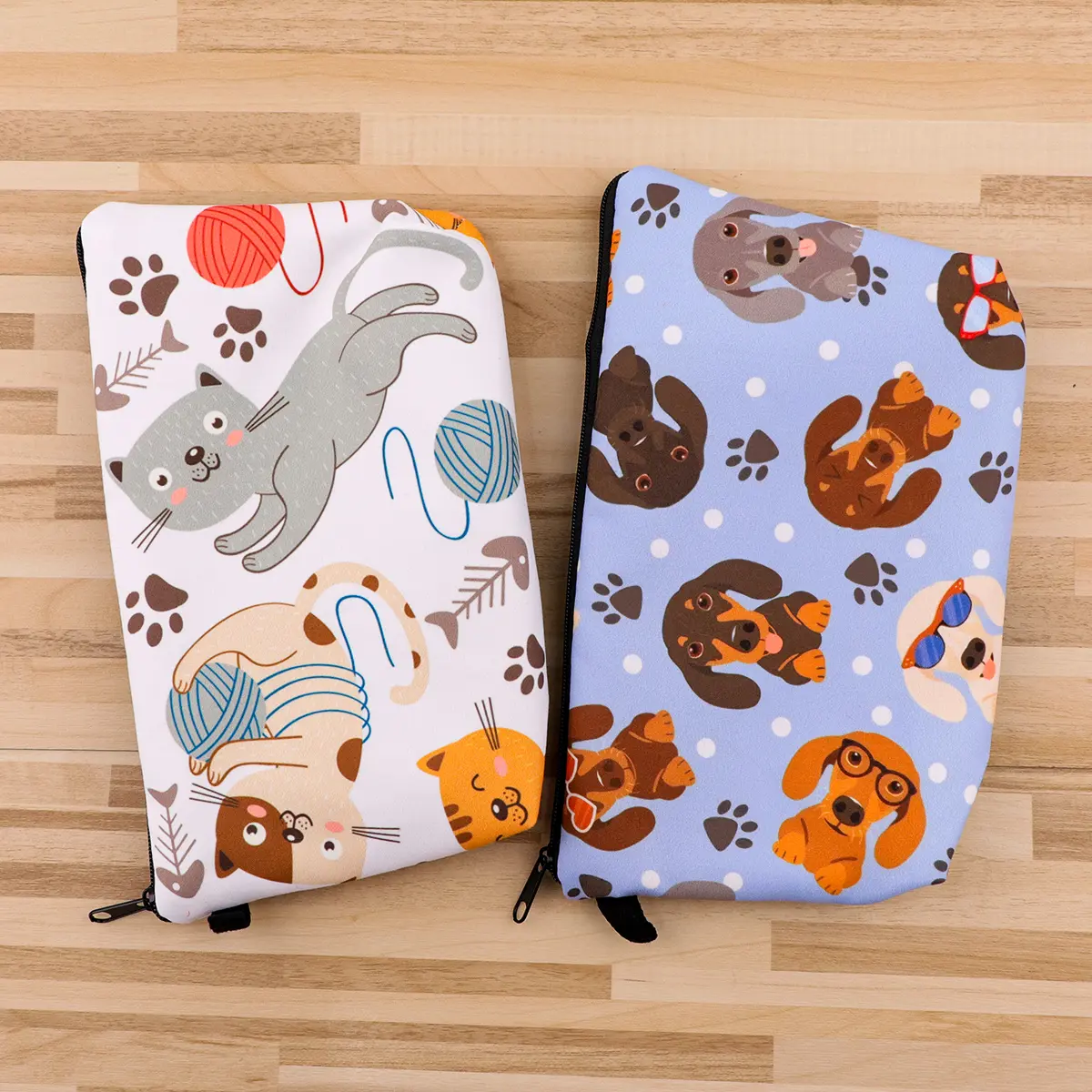 Cute Animals Cats Cosmetic Bags Portable for Women Cartoon Dogs Travel Storage Bag Lipstick Cosmetics Small Bag Organizer Case