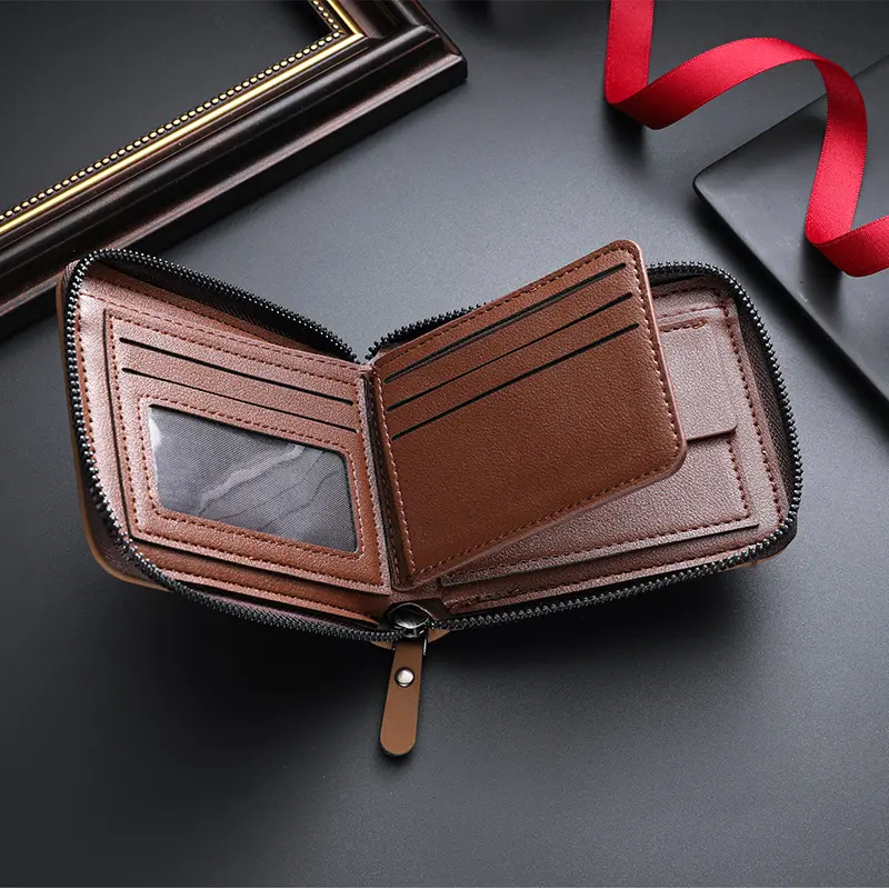 New men's chain wallet with European and American retro style, horizontal zipper bag, fashionable short card bag, coin purse.
