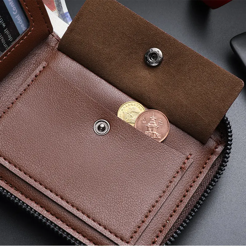 New men's chain wallet with European and American retro style, horizontal zipper bag, fashionable short card bag, coin purse.
