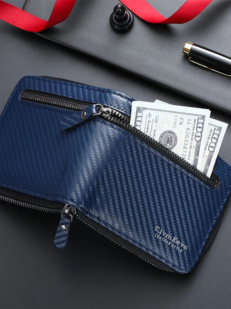 Short carbon fiber men's wallet; large capacity zipper change and coin compartment; thin and fashionable money and card pouch.