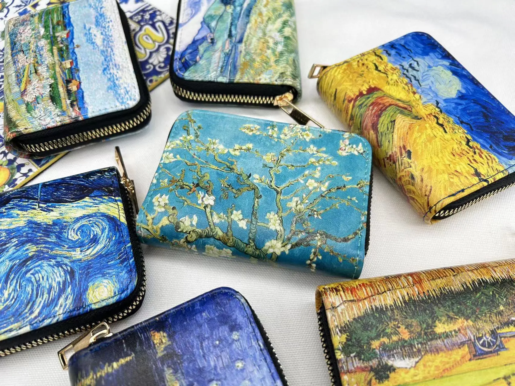 Hot sale! Van Gogh Art Card Holder Wallet - Premium Vegan Leather, Multi-Function Zipper Design, Perfect for Women and Man, Gift
