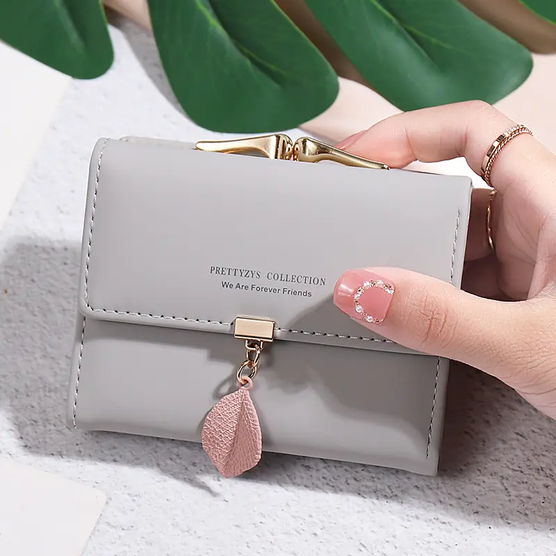 2024 summer Explosion-style women's short wallet Korean PU leather simple everything with solid color personality leaf pendant b