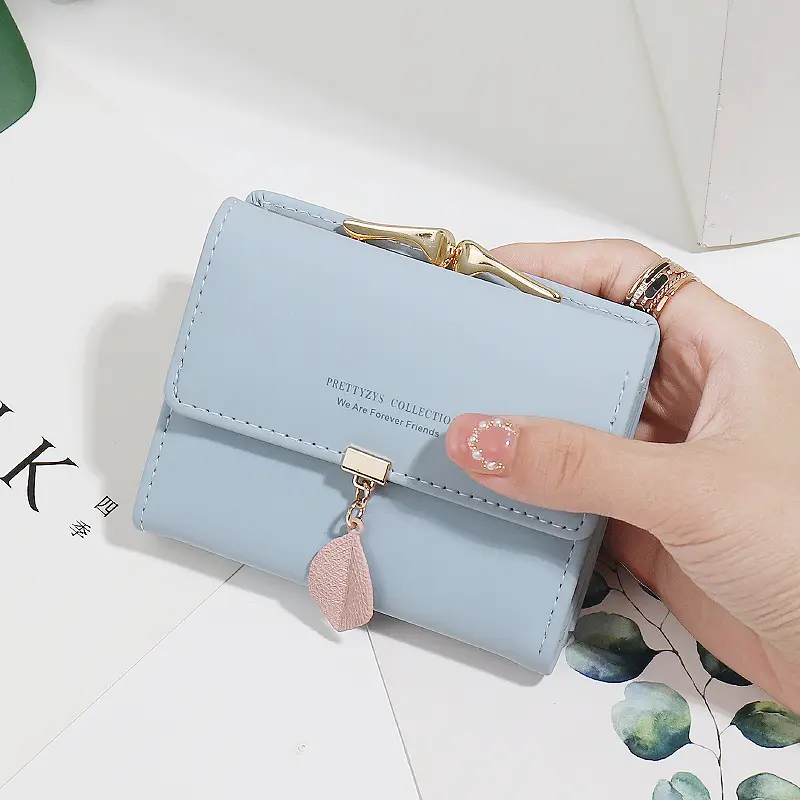 2024 summer Explosion-style women's short wallet Korean PU leather simple everything with solid color personality leaf pendant b