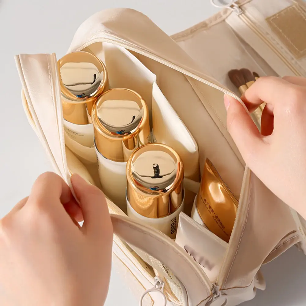 Travel Makeup Bag Waterproof Toiletries Organizer High Quality Women Neceser Bathroom Hook Wash Pouch Hook Makeup Storage Bag