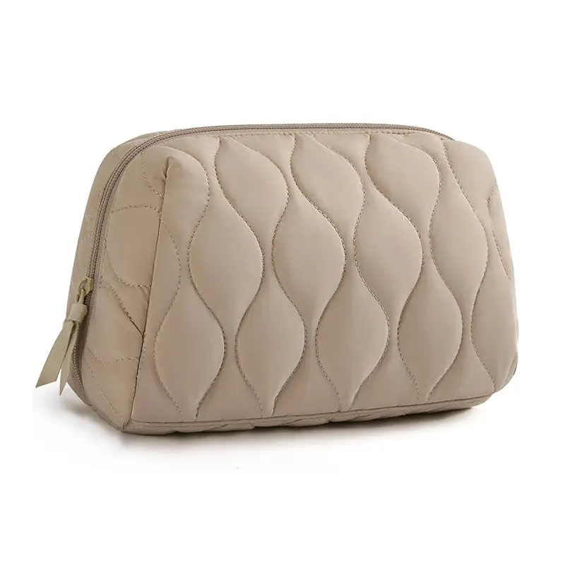 Makeup Bag New Dacron Large Capacity Storage Bag Portable Soft Cosmetic Handbag Women's