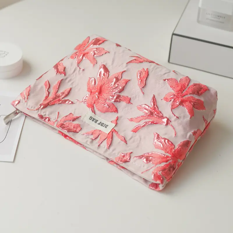 New red maple leaf women's makeup bag, portable large-capacity storage bag, travel toiletry bag, double-layer canvas inner bag