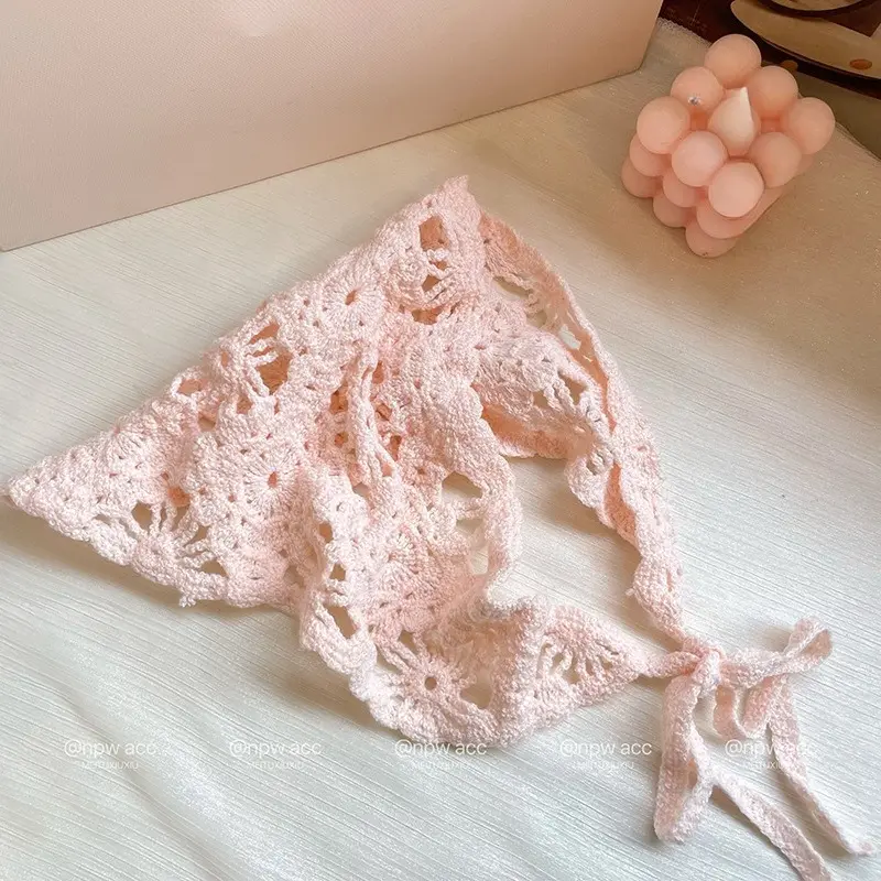 Fashion Knitted Headscarf Hat French Pastoral Style Triangle Headband Handmade Crochet Headband Towel Retro Flower Headscarf