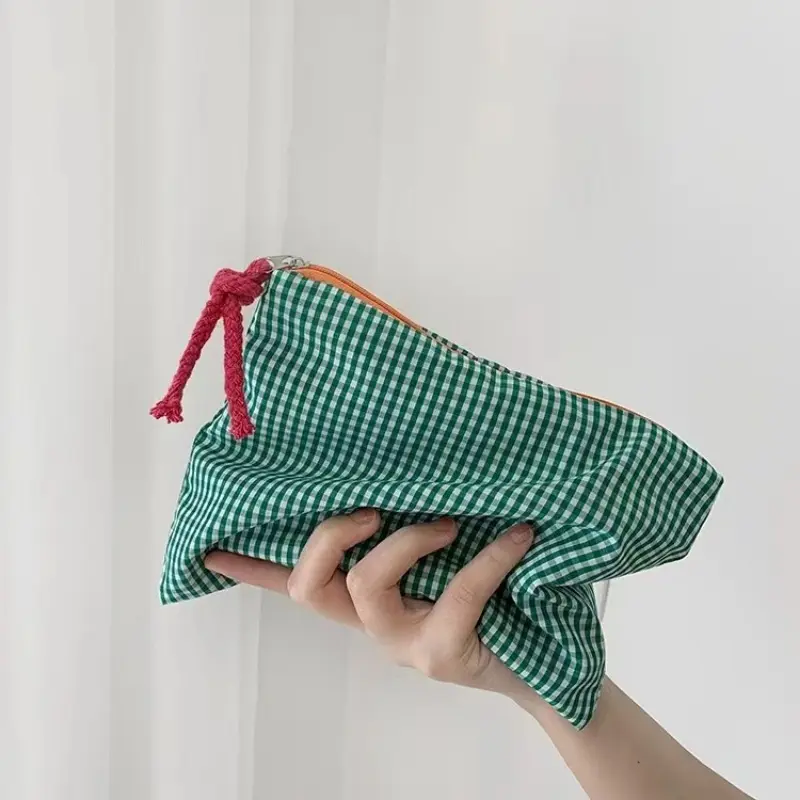 Women's Checkered Makeup Bag Travel Portable Contrast Color Wash Bag