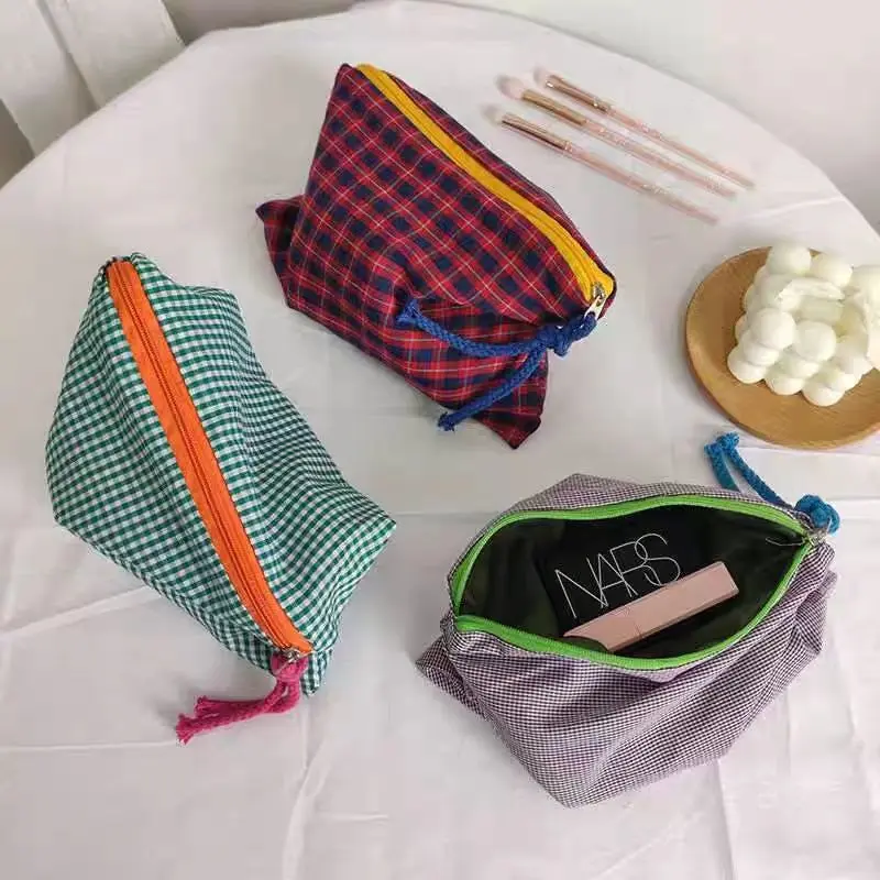 Women's Checkered Makeup Bag Travel Portable Contrast Color Wash Bag