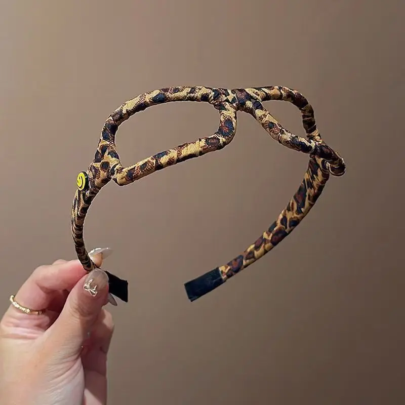 Korean version of high-end feel,eopard print wrapped clothglasses headband,women's 2025 new fashionable bangs versatile headband