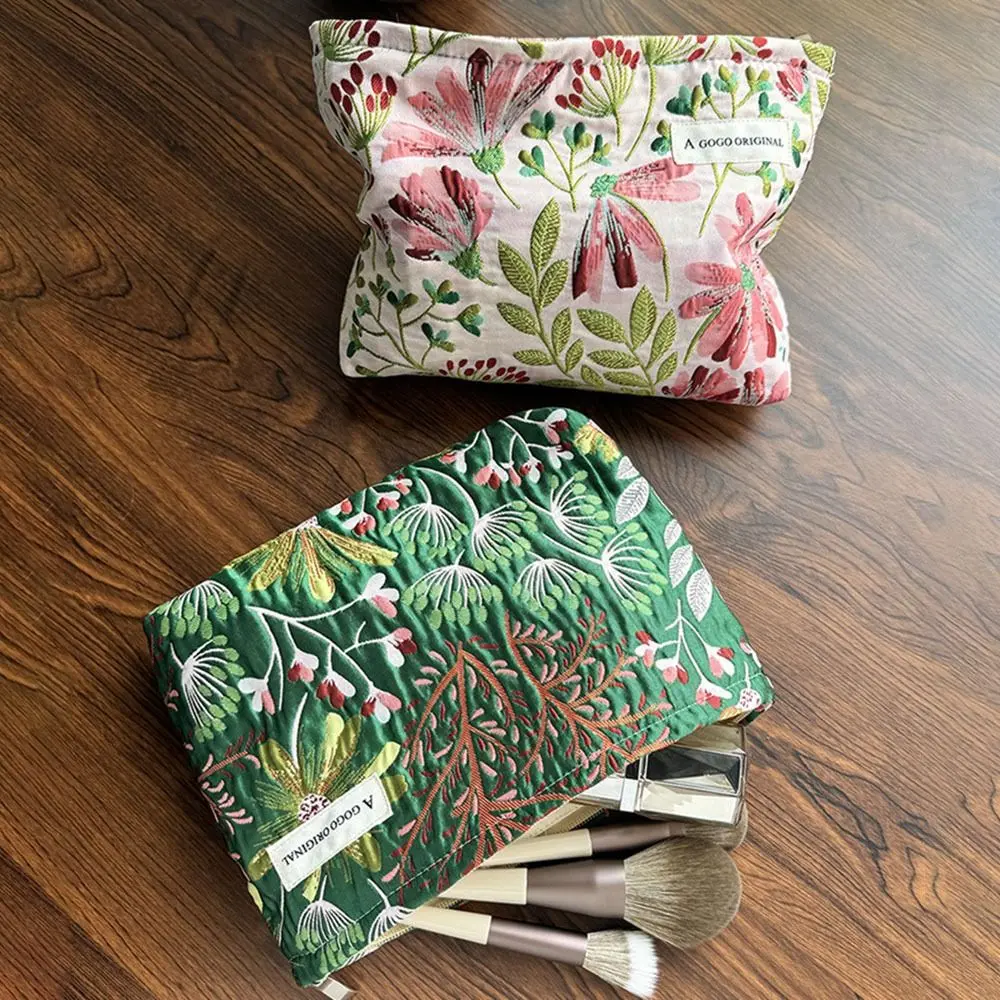 High Quality Dasiphora Fruticosa Makeup Bag Travel Organizer Portable Toiletry Bag Large Capacity Cosmetic Bag