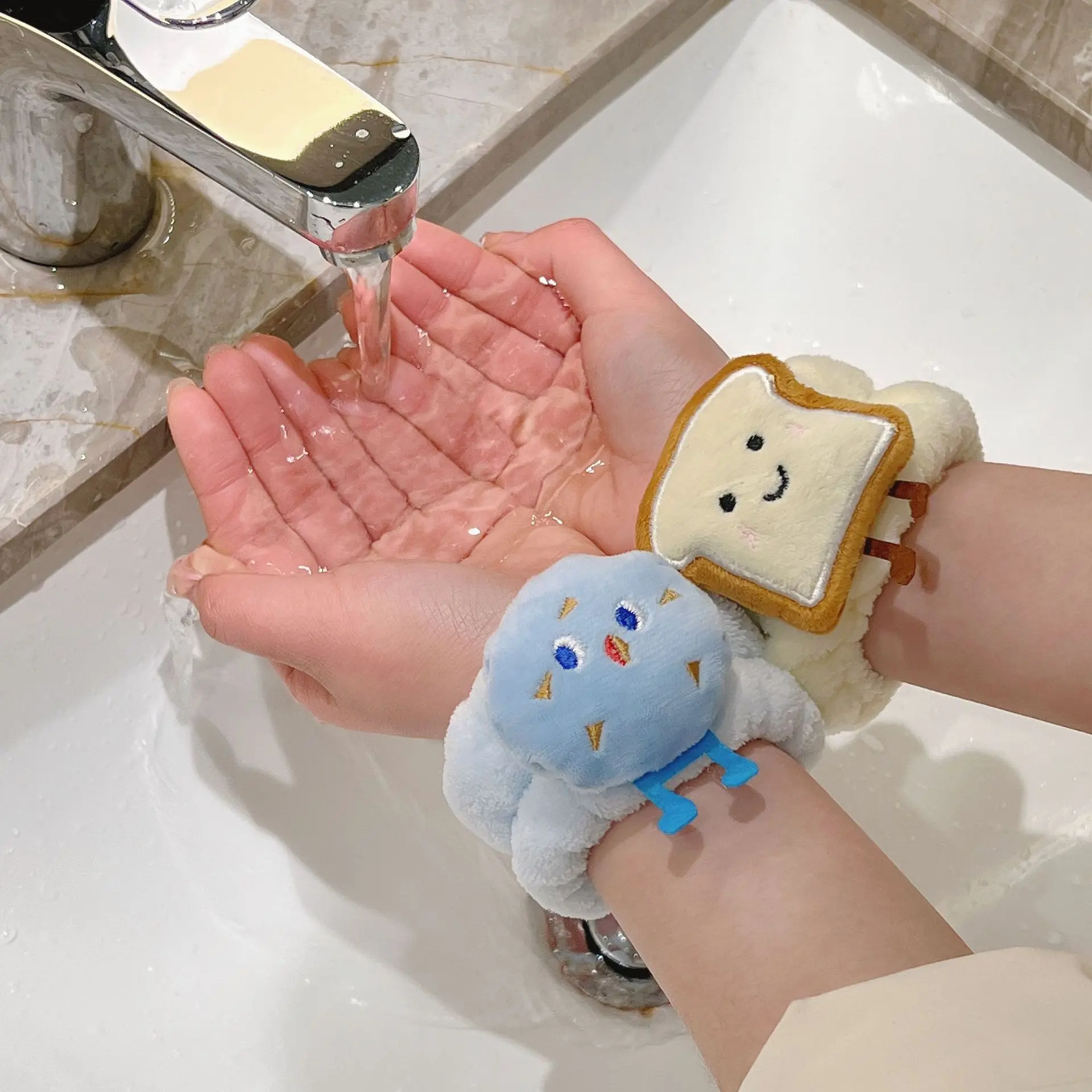 Cute Face Wash Hair Band Wrist Band Hand Wash Moisture-proof Sleeves Warm Wrist Guard Rinse Water Absorbent And Waterproof