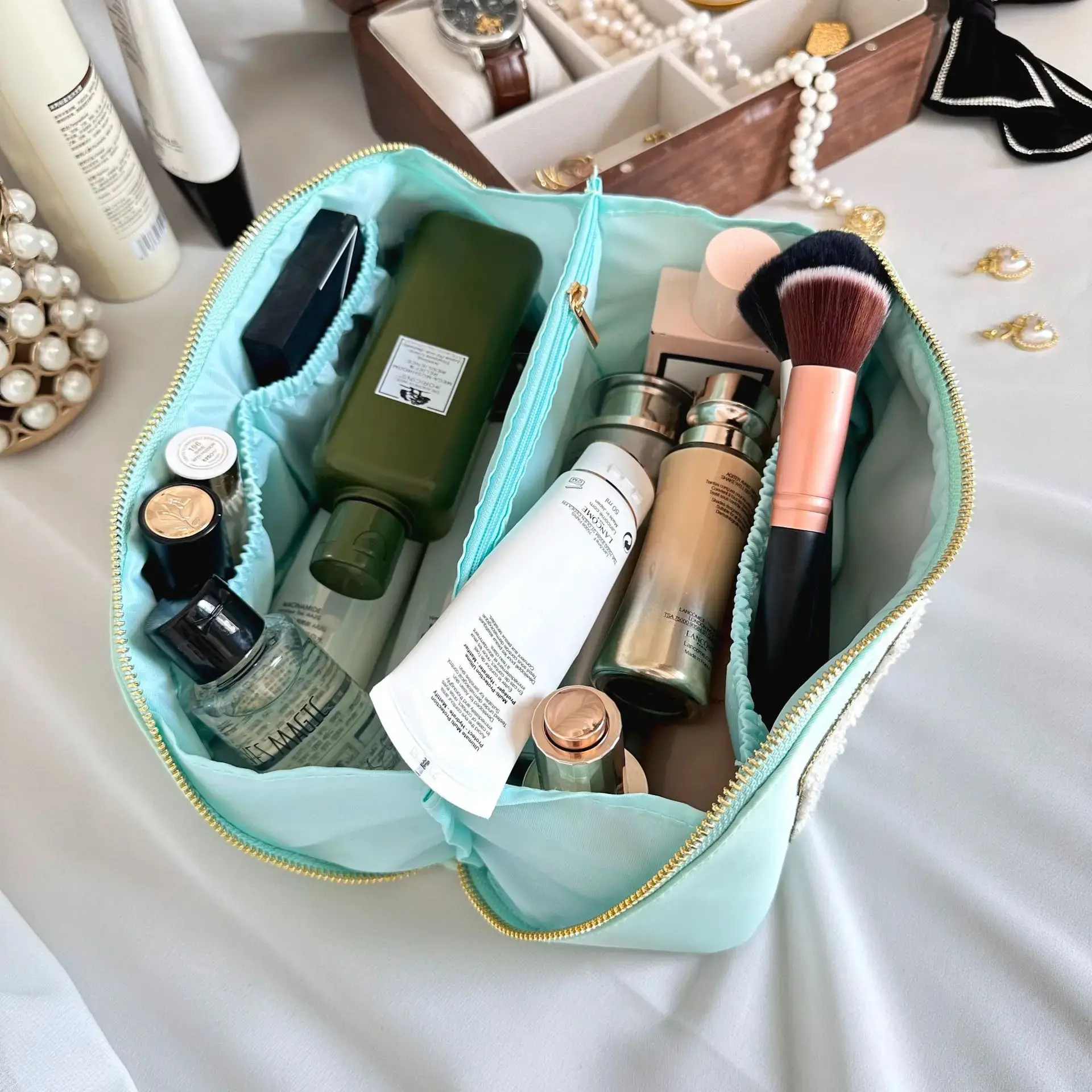 Letter Sticker Women's Nylon Cosmetic Bags Simple Ladies Make Up Case Large Clutch Purse Female Travel Toiletry Bag Handbags