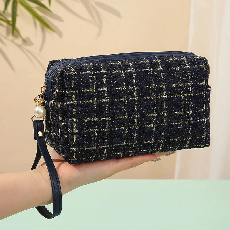 Fashion Striped Makeup Storage Bag Portable Travel Organizer Cosmetic Toiletry Pouch Cute Make Up Handbag Clutch Bags