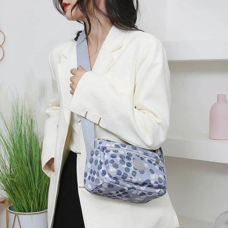 Large Capacity Korean Style Women Crossbody Bag Waterproof Shoulder Bags for Girls Multifunctional Outdoor Travel Bags