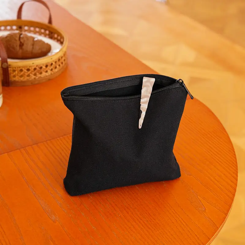Pure Black Makeup Bag Women's Portable Cosmetic Lipstick Storage Bag Zipper Single Layer Canvas Bag Commuter Toiletry Bag Ins