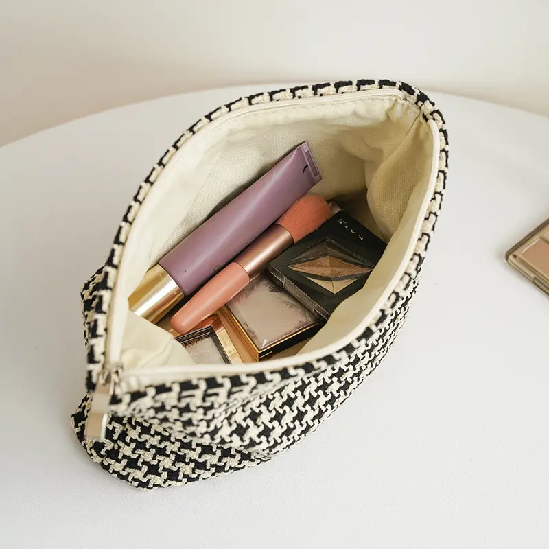 DJDF Women's Cosmetic Bag Black & White Houndstooth Skincare Products Large Capacity Storage Bag Portable Travel Toiletry Bag