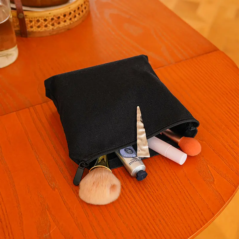Pure Black Makeup Bag Women's Portable Cosmetic Lipstick Storage Bag Zipper Single Layer Canvas Bag Commuter Toiletry Bag Ins