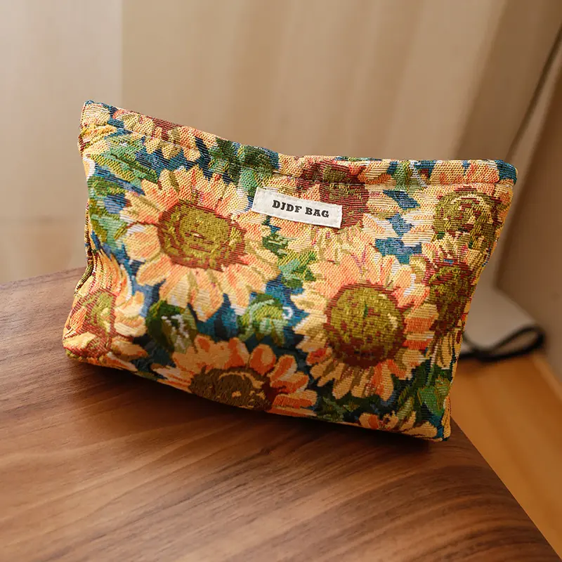 Oil Painting Style Sunflower Women's Makeup Bag Cosmetics Lipstick Storage Bag Portable Toiletry Bag Commuter Clutch Zipper