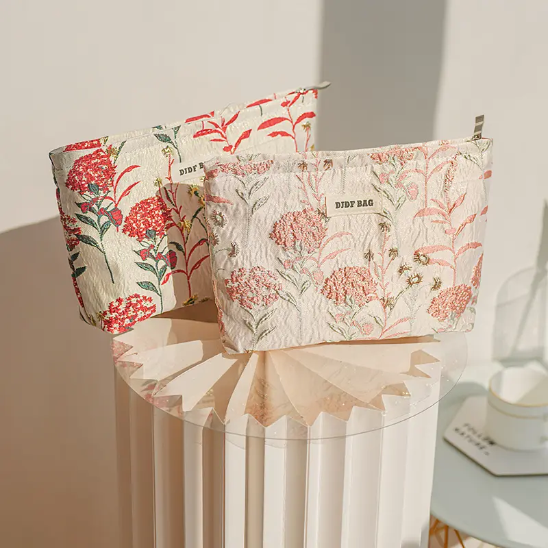Pink Bouquet Women's Makeup Bag Portable Lipstick Air Cushion Cosmetics And Other Storage Bags High-quality Travel Toiletry Bag