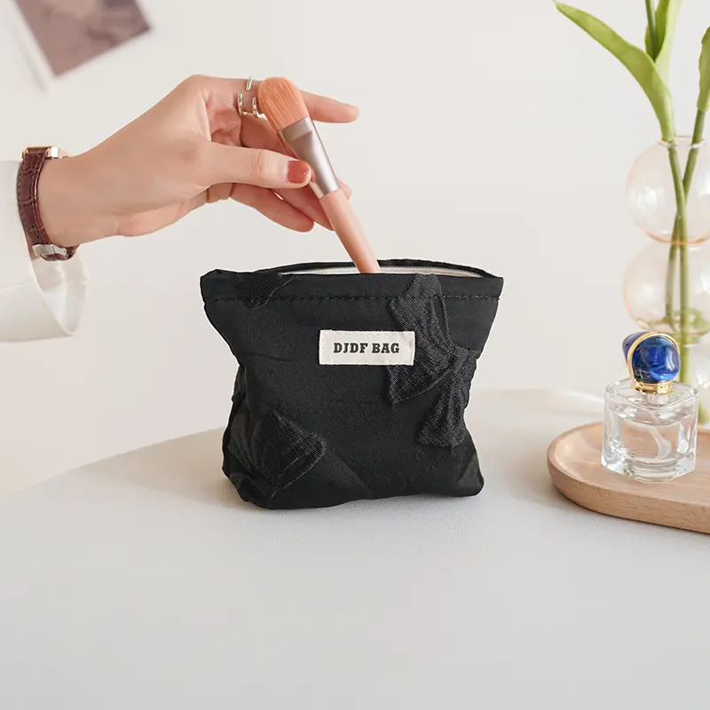 Black Bow Women's Makeup Bag Portable Compact Cosmetic Lipstick Storage Bag Commuter Clutch Bag Zipper Design Coin Purse Ins