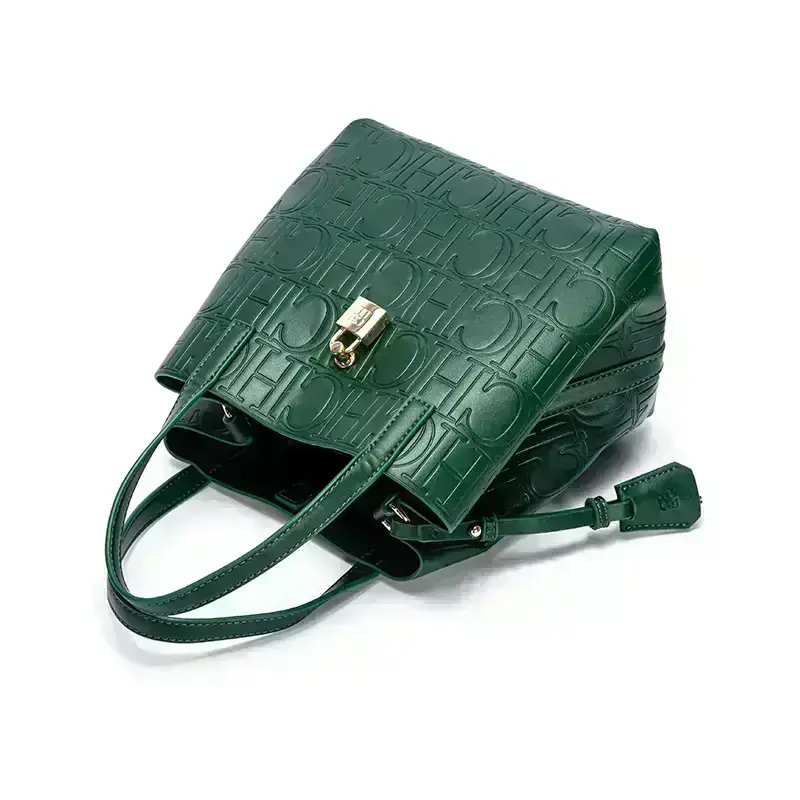 CH Large Capacity Handbag Luxury Brand Temperament Letter Print with Lock Design 2025 Trendy Women's Crossbody Bag