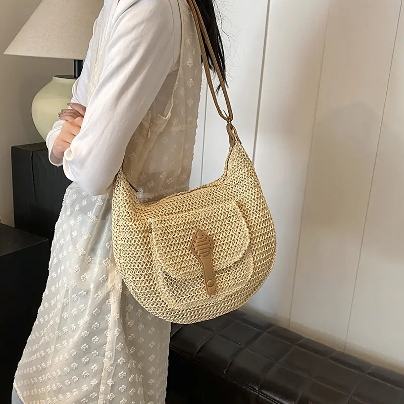 Fashionable Retro Large Capacity Woven Bag Beach Vacation Beachside Straw Single Shoulder Slant Crossbody Bag