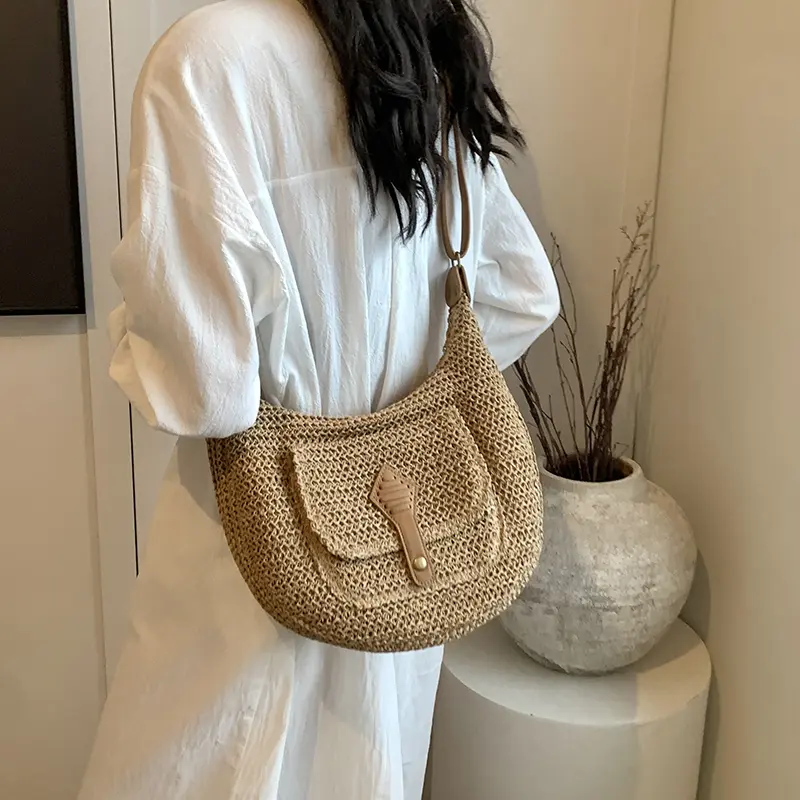 Fashionable Retro Large Capacity Woven Bag Beach Vacation Beachside Straw Single Shoulder Slant Crossbody Bag