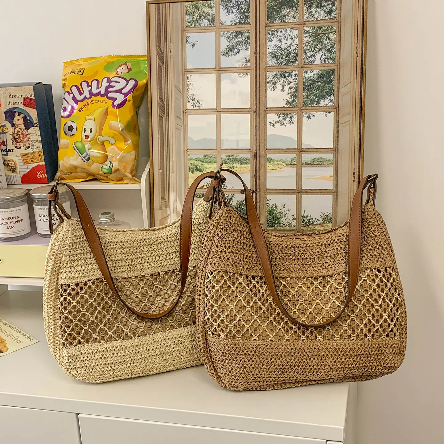 Clouds Love2025 New Women's Hand - Woven Beach Vacation Shoulder Bag, Large - Capacity Crossbody Tote Straw Bag