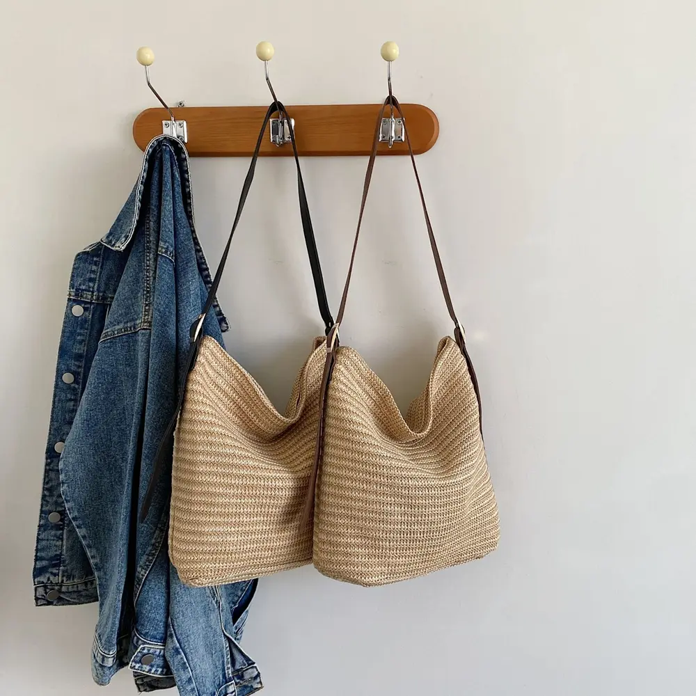 Handmade Braid Straw Bag Large Capacity Summer Beach Shoulder Bag Women Girls Fashion Handbag Rattan Woven Tote Bag for Ladies