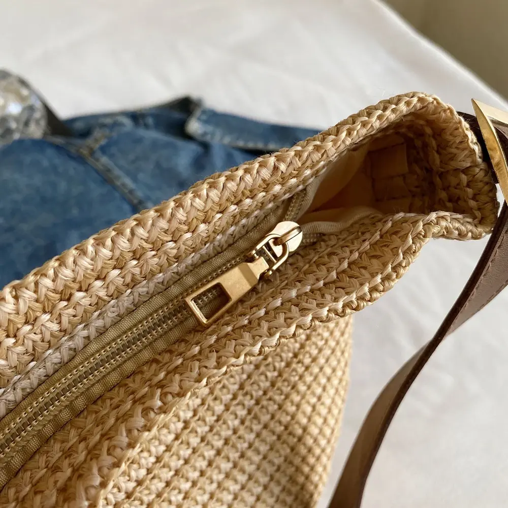 Handmade Braid Straw Bag Large Capacity Summer Beach Shoulder Bag Women Girls Fashion Handbag Rattan Woven Tote Bag for Ladies