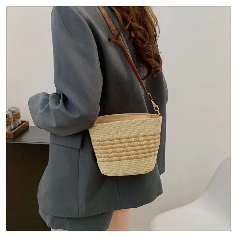 Portable Summer Straw Women Totes Bag Woven Large Capacity Woven Shoulder Bag Zipper Handmade Vacation Beach Bag Girl