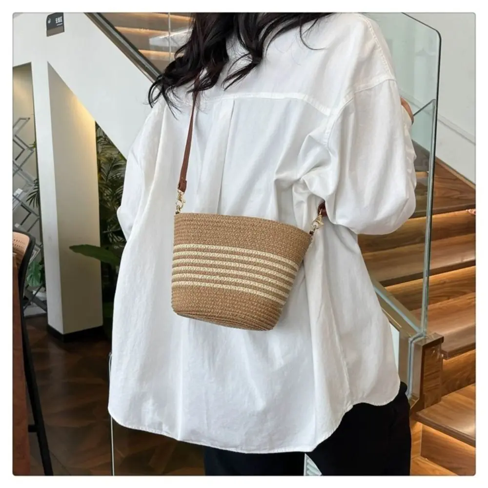 Portable Summer Straw Women Totes Bag Woven Large Capacity Woven Shoulder Bag Zipper Handmade Vacation Beach Bag Girl