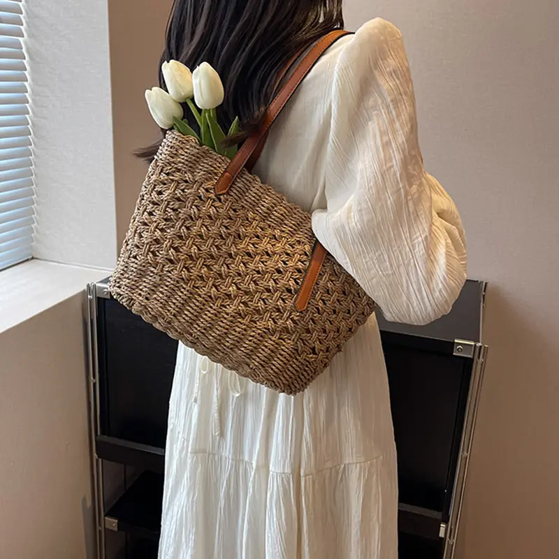 Designer Casual Rattan Wicker Tote Bag Large Capacity Woven Women's Summer Beach Straw Handbag Lady Travel Big Basket